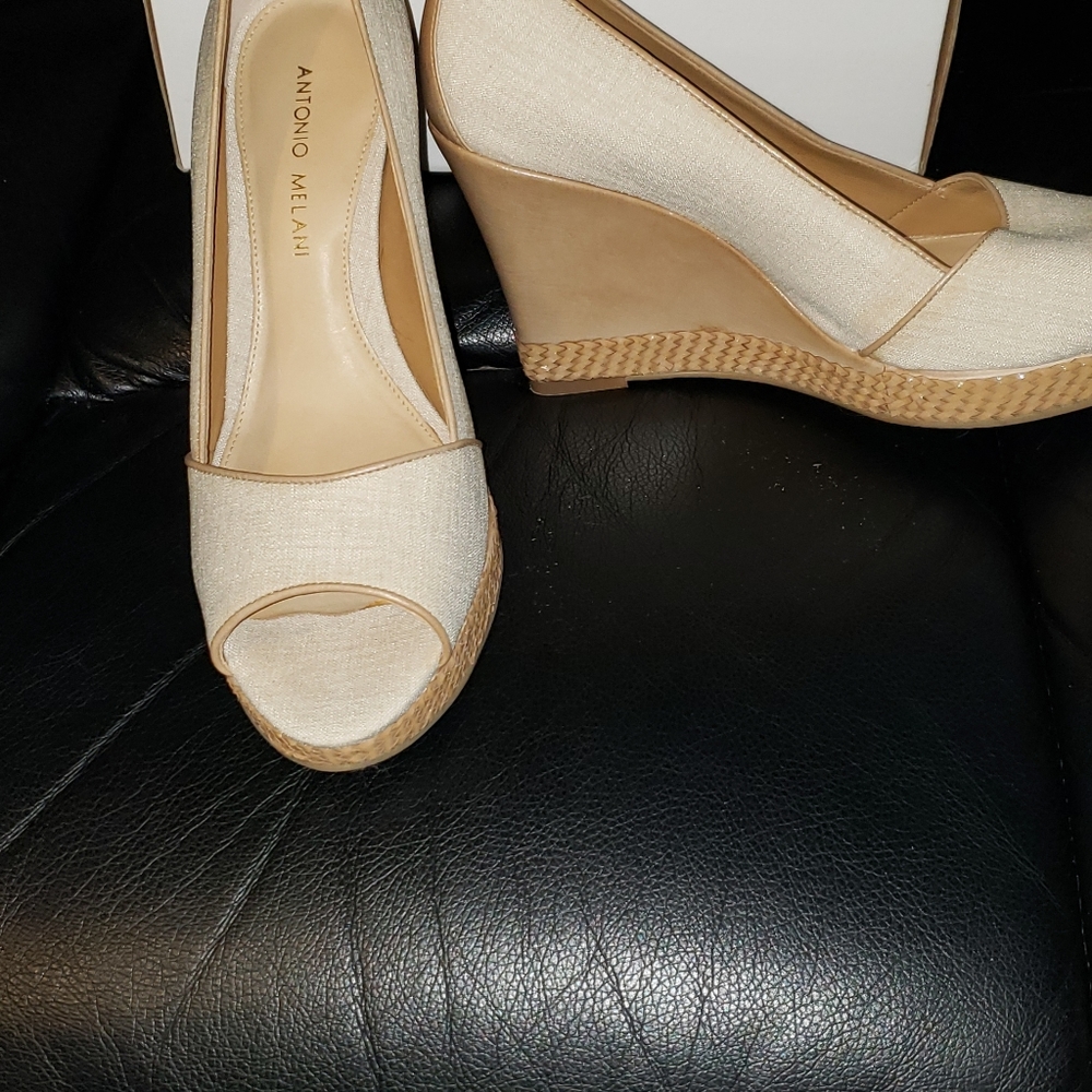 Shoes - Picture 3 of 7